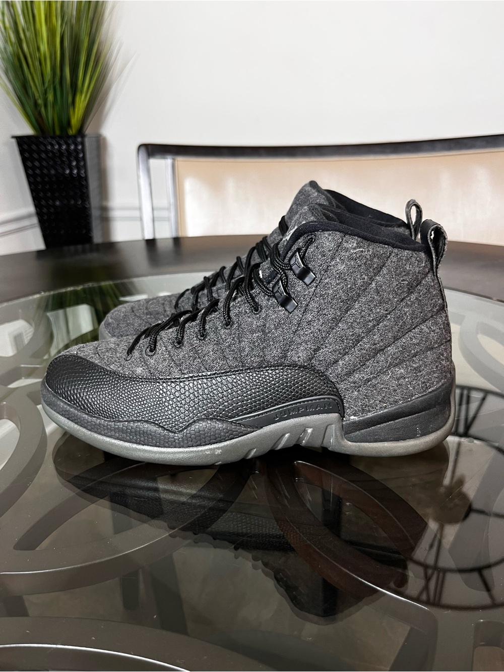 Nike Air Jordan 12 Retro
Wool Size 8.5